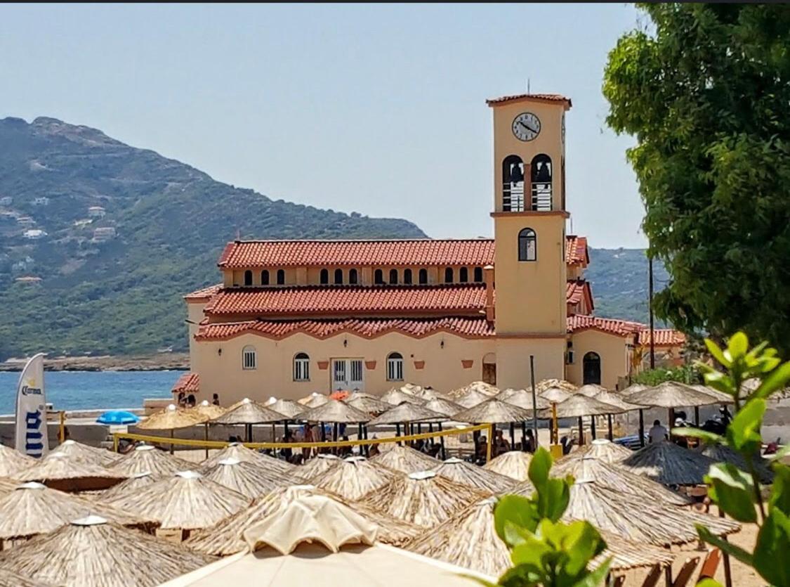 Chloe'S Sunrise Beach House Villa Atene Esterno foto