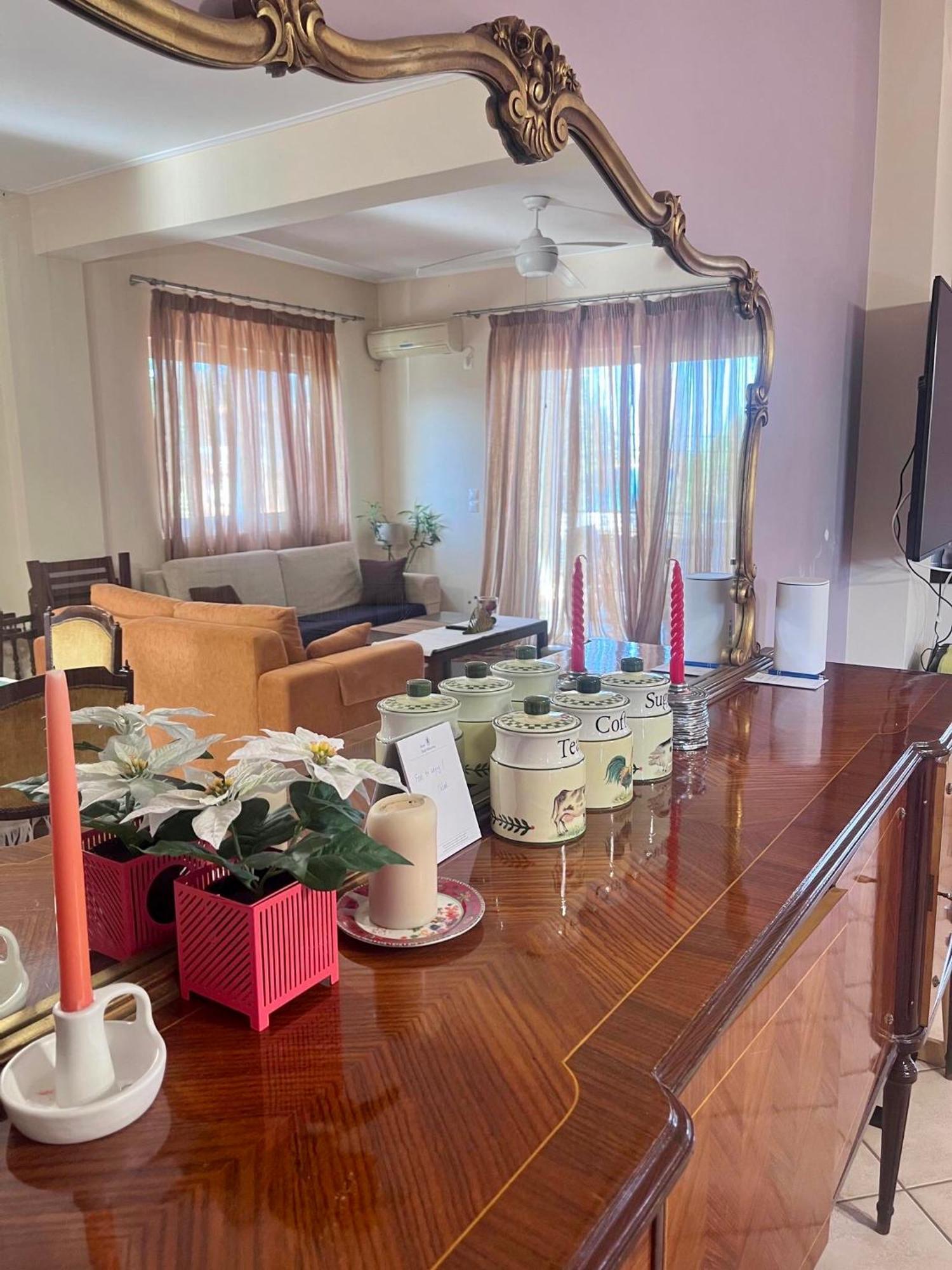 Chloe'S Sunrise Beach House Villa Atene Esterno foto